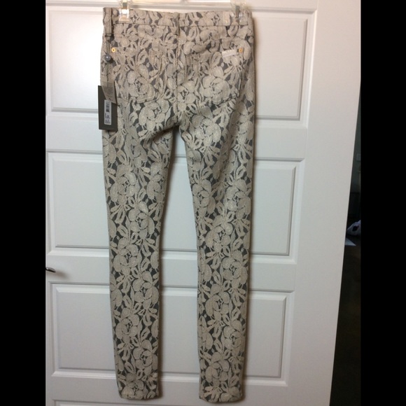 7 For All Mankind Lace Shimmered Skinny Jeans NWT - Picture 6 of 6
